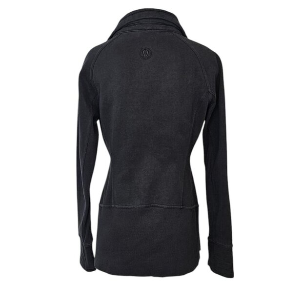 Lululemon Womens Radiant Jacket ll , Black, Full Zip, Cotton Fleece, Size 6 - Picture 2 of 8